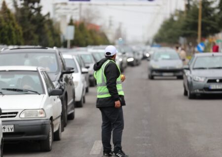 خدمات رسانی ۲۵۰ نفر به مسافرین نوروزی منطقه آزاد انزلی