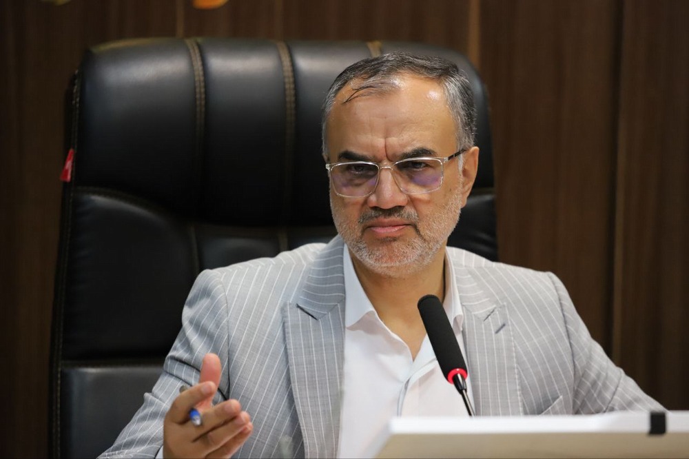 تجهیز و نوسازی ناوگان اتوبوسرانی رشت/ حضور اعضای شورا در خانه شایگان به مناسبت روز دختر
