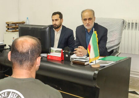 بازدید دادستان مرکز استان به مناسبت هفته قوه قضاییه از زندان مرکزی رشت