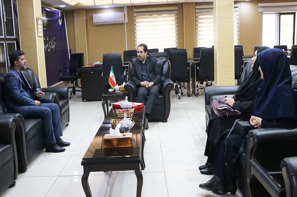 کانون پیشرو و پیشران عرصه فرهنگ است 