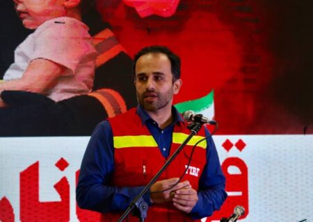 آتش نشانان خدمت به مردم و صیانت از امنیت جامعه را بالاترین اولویت خود می دانند