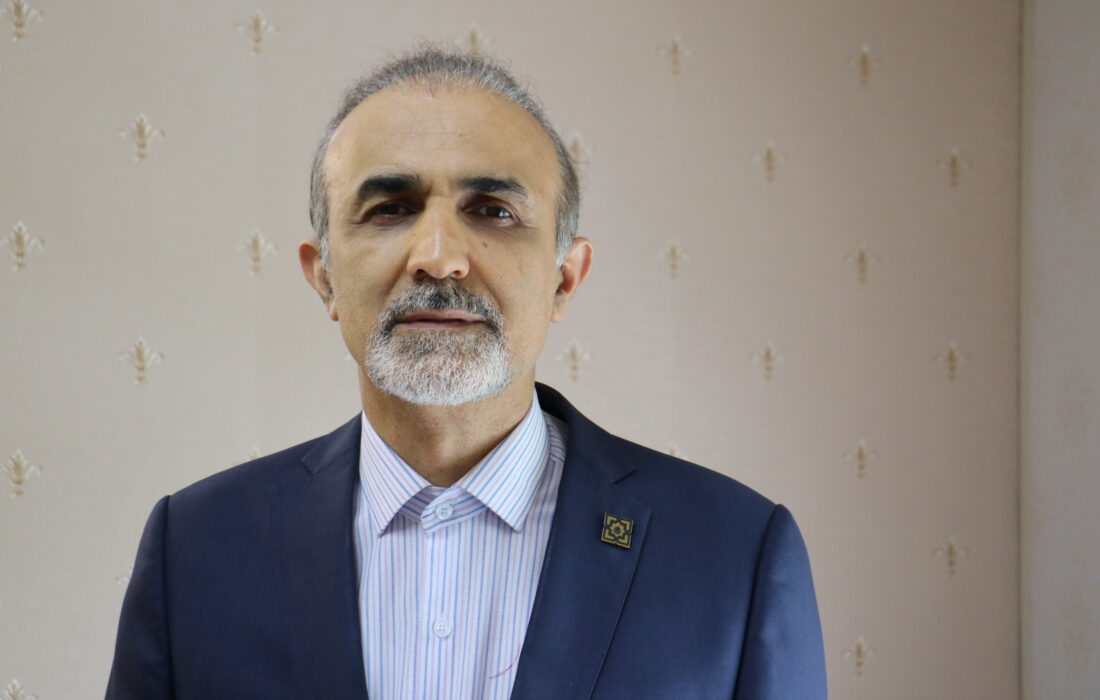 یکی از ماموریت های مهم سازمان بیمه سلامت دفاع از حقوق بیمه ای مردم است