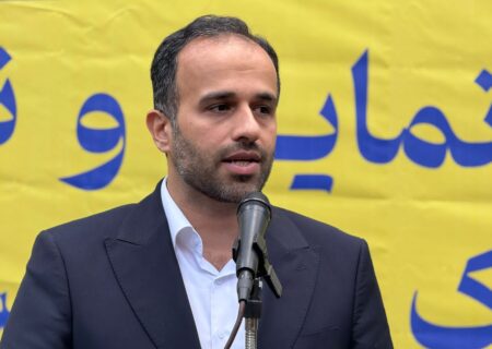 رونمایی از نخستین پلاک و کد پستی هوشمند/نخستین گام در مسیر تحقق شهر هوشمند در رشت برداشته شد