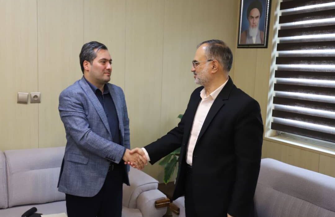 انعقاد تفاهم نامه به منظور  تأمین خودروی مورد نیاز پرسنل شهرداری رشت با بهره مندی از تسهیلات توسط سازمان همیاری شهرداری های گیلان