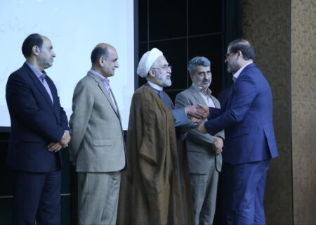مراسم تکریم و معارفه دادستان عمومی و انقلاب مرکز گیلان برگزار شد