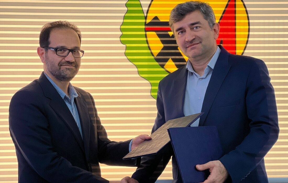 انعقاد تفاهم نامه همکاری شرکت توزیع برق گیلان با توزیع برق استان فارس