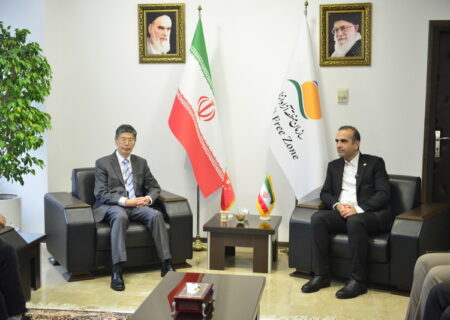 اعمال تخفیف در مسیر کریدوری، همکاری در مسیر پارک لجستیک و احداث شهرک صنعتی چینی سه محور همکاری