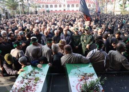 پیکر مطهر ۷ شهید گمنام در رشت تشییع شد