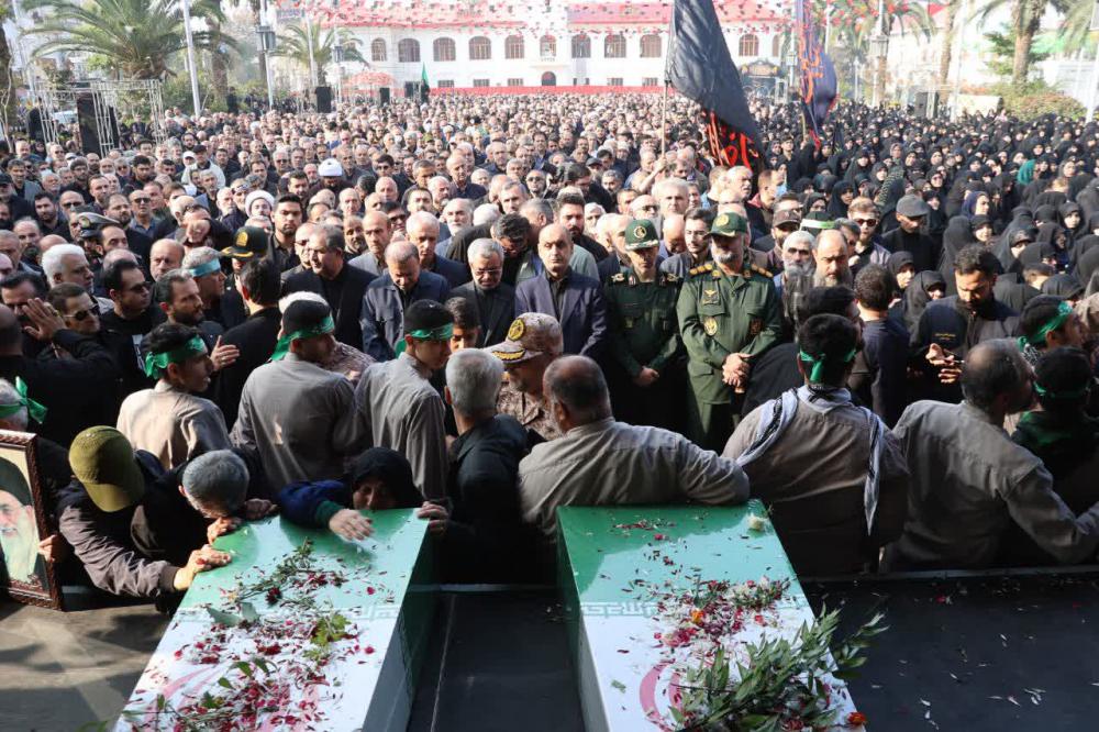 پیکر مطهر ۷ شهید گمنام در رشت تشییع شد