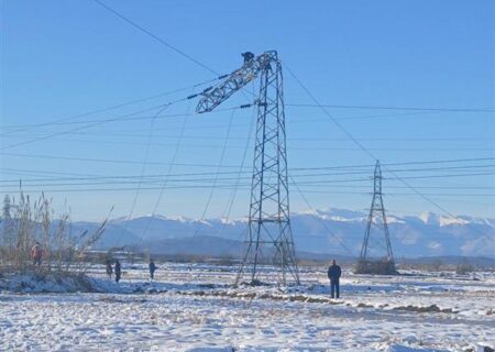 شبکه برق گیلان پس از بارش برف اخیر پایدار است