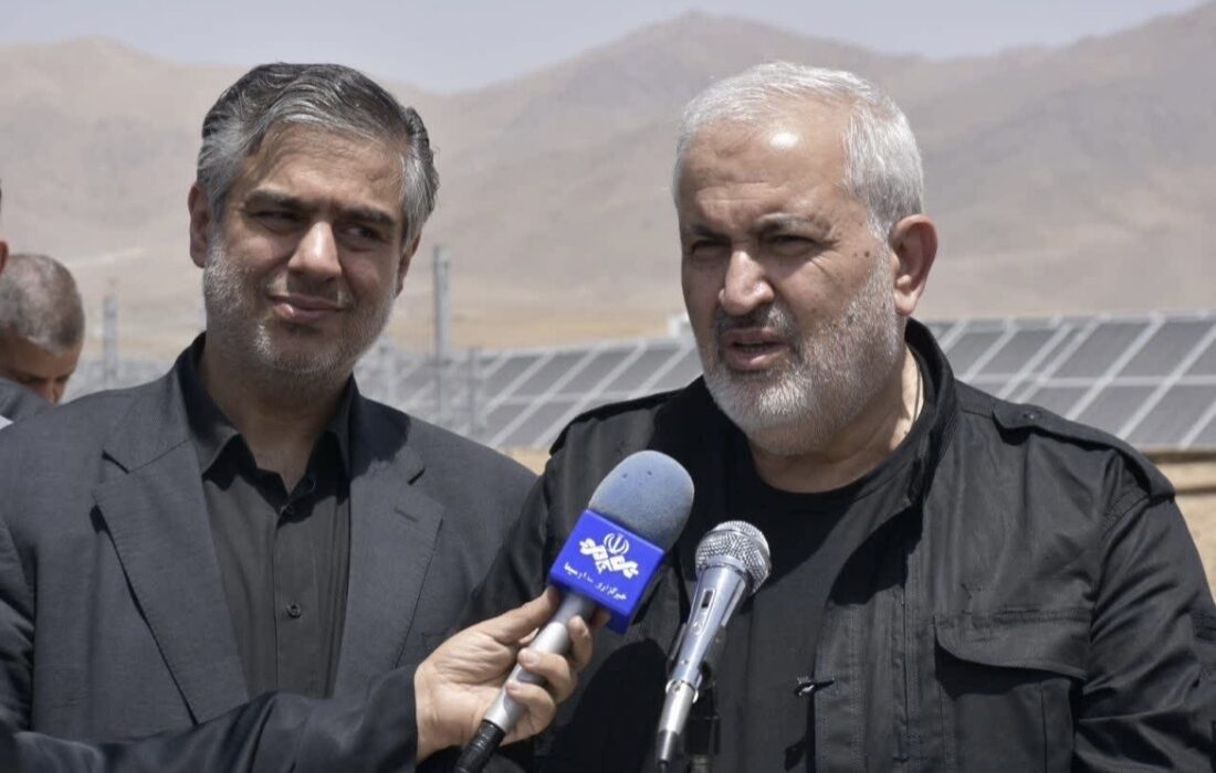 کارکنان صنعت آب و برق همگام با سایر گروه‌های امدادی در صحنه هستند