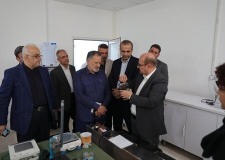 بازدید بازرس کل گیلان و مدیرعامل منطقه آزاد انزلی از شهرک صنعتی شماره ۲ / تأکید بر توسعه صنایع سلامت‌محور و تقویت امنیت غذایی