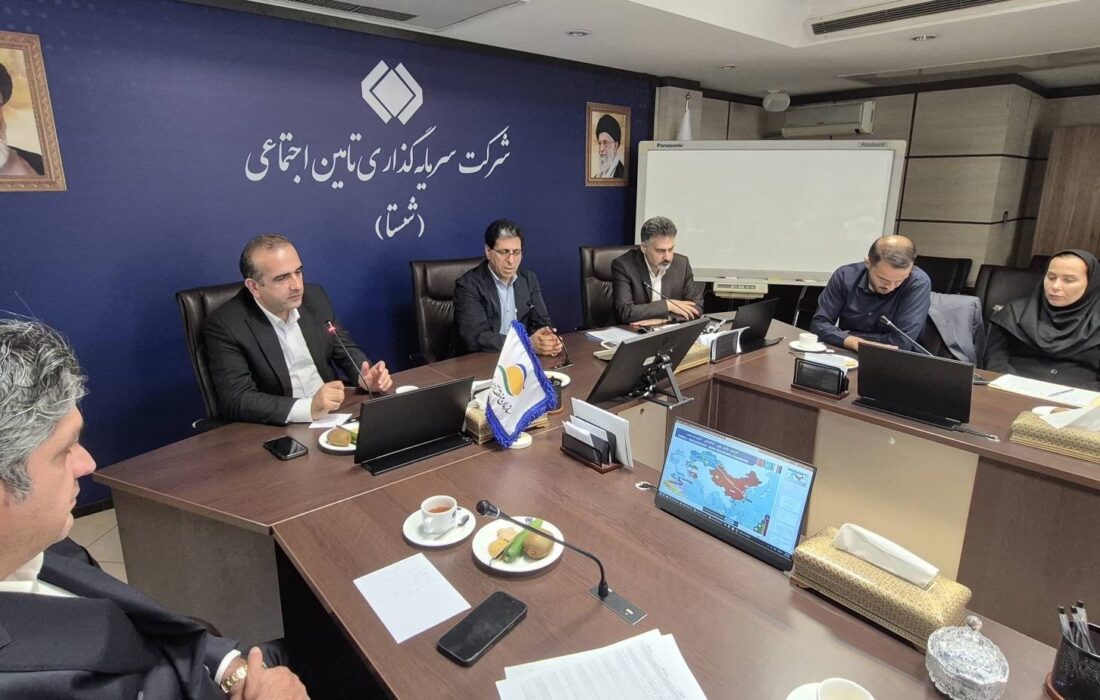 نشست بررسی فرصتها و ظرفیتهای کریدوری و بازارهای اوراسیا از طریق منطقه آزاد انزلی