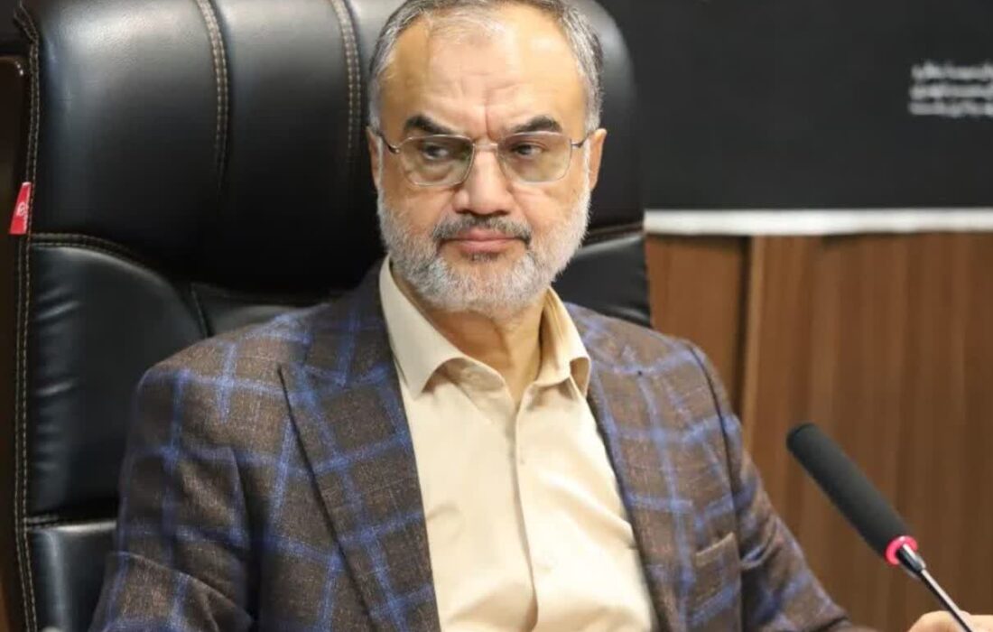 ادامه فعالیت دستفروشان در چارچوب قانون/ تشکیل کارگروه با هدف مکان یابی مناسب برای ساماندهی دستفروشان