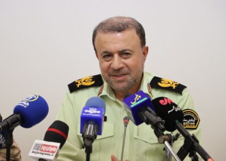 خبرنگاران حماسه آفرینان عرصه اطلاع رسانی هستند