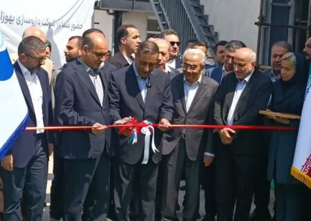 افتتاح دو طرح صنعتی در حوزه دارو و فولاد با حضور معاون رئیس‌جمهور در گیلان 