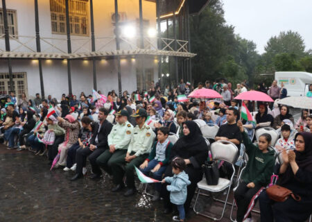جشن «لبخند کودکان، رویش ایران» در رشت برگزار شد