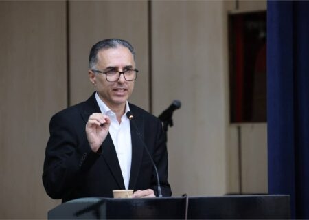 تقویت بنادر و حمایت از دریانوردان لازمه تحقق اقتصاد دریامحور